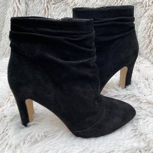 White House Black Market Womens Size 6.5 M Black Velvet Heeled Boots